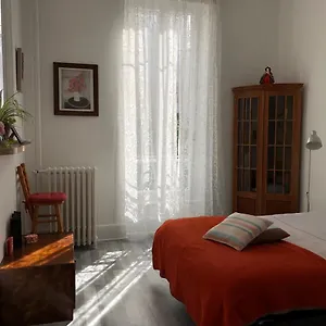 Camelia Studio De Charme à Côté Des Thermes , Vichy France