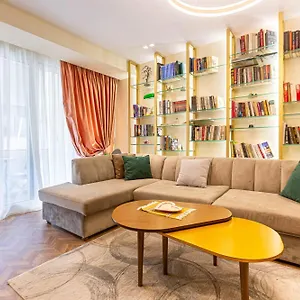 Center Fame House Daire