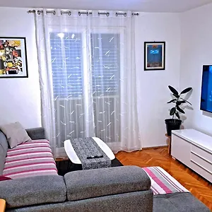 pula-city-centre-apartment.in-istria.net/